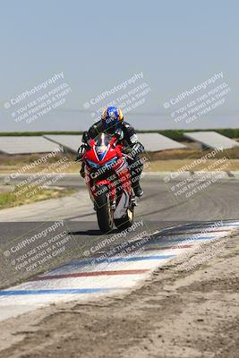 media/Jun-15-2025-Lets Ride (Sun) [[cf46f230ea]]/B Group/1220pm (Wheelie Bump)/